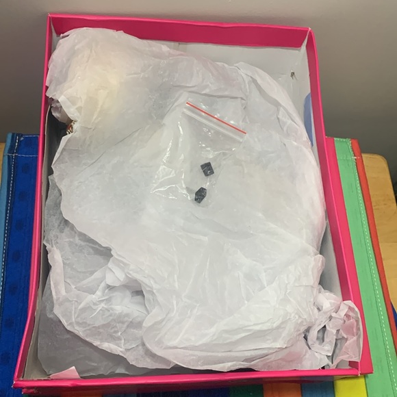 Shoe Dazzle/ Size: 11/ Black & Gold Heels - Picture 7 of 8